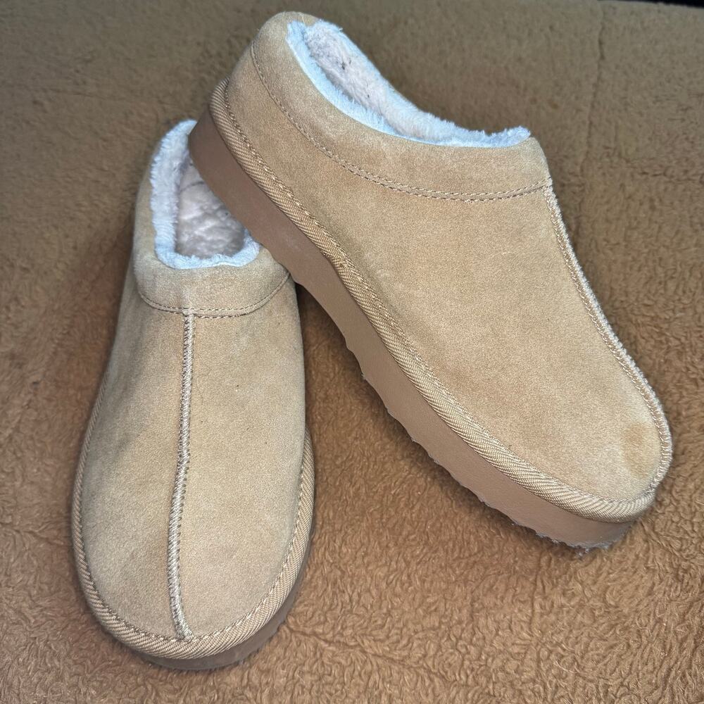 Women’s Cozy Faux Suede Sherpa-Lined Slippers Tan Size 9 Indoor Outdoor